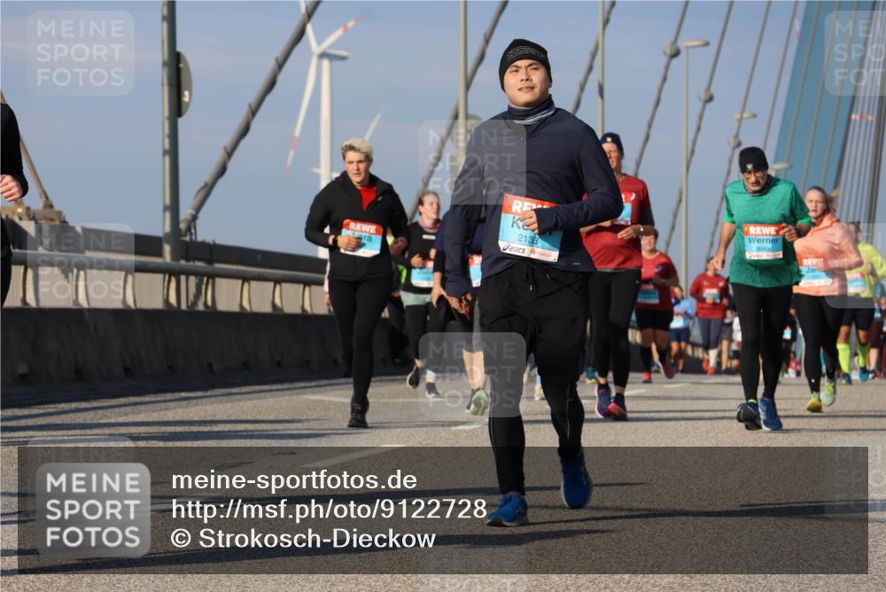 03.10.2025 - Köhlbrandbrückenlauf Strokosch-Dieckow http://msf.ph/oto/9122728 03.10.2025 10:00:22 Position 2 2133 meine-sportfotos.de