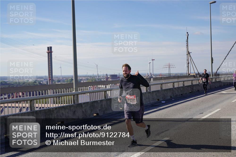 03.10.2025 - Köhlbrandbrückenlauf Michael Burmester http://msf.ph/oto/9122784 03.10.2025 13:05:01 Position 2 5139 meine-sportfotos.de