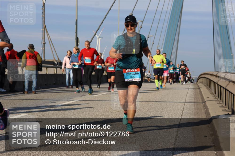 03.10.2025 - Köhlbrandbrückenlauf Strokosch-Dieckow http://msf.ph/oto/9122786 03.10.2025 10:00:32 Position 2 08, 2830 meine-sportfotos.de
