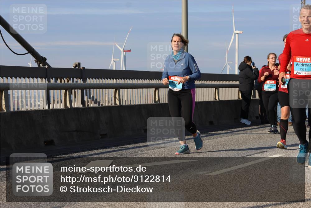 03.10.2025 - Köhlbrandbrückenlauf Strokosch-Dieckow http://msf.ph/oto/9122814 03.10.2025 10:00:37 Position 2 2321 meine-sportfotos.de