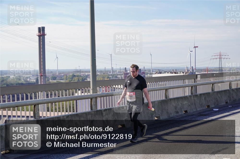 03.10.2025 - Köhlbrandbrückenlauf Michael Burmester http://msf.ph/oto/9122819 03.10.2025 13:05:09 Position 2 4621 meine-sportfotos.de