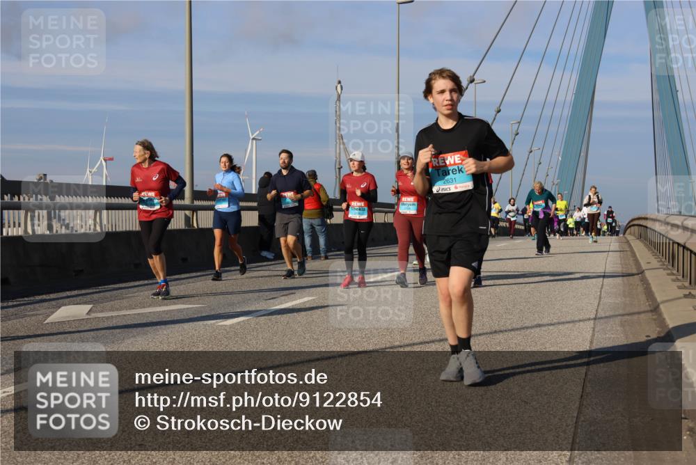 03.10.2025 - Köhlbrandbrückenlauf Strokosch-Dieckow http://msf.ph/oto/9122854 03.10.2025 10:00:51 Position 2 2631 meine-sportfotos.de