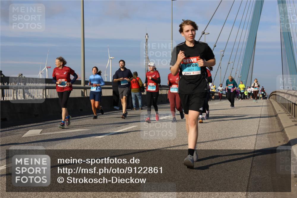 03.10.2025 - Köhlbrandbrückenlauf Strokosch-Dieckow http://msf.ph/oto/9122861 03.10.2025 10:00:51 Position 2 08, 2631 meine-sportfotos.de