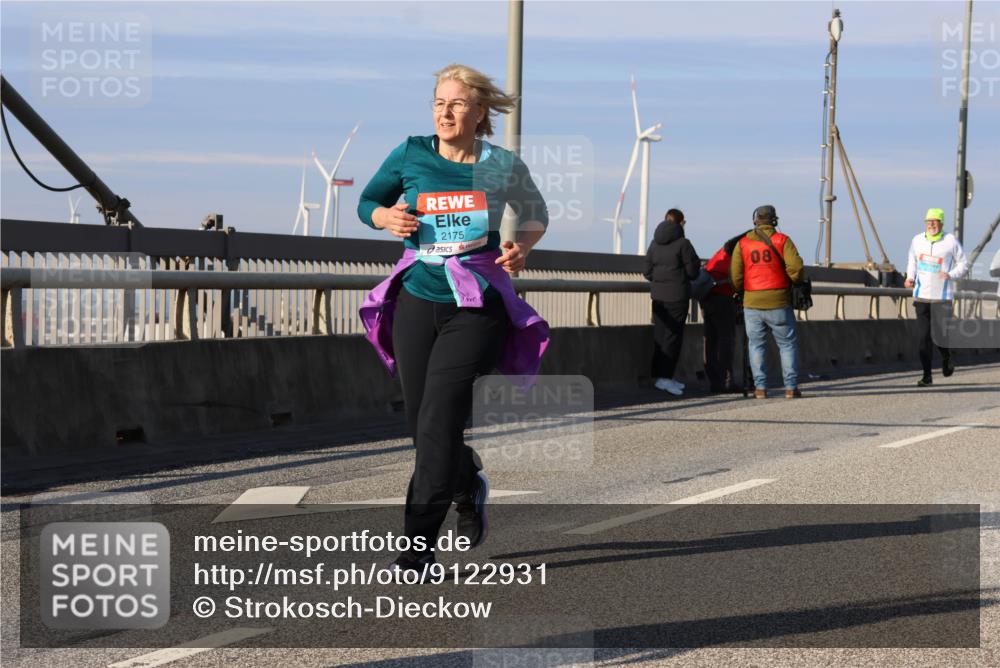 03.10.2025 - Köhlbrandbrückenlauf Strokosch-Dieckow http://msf.ph/oto/9122931 03.10.2025 10:00:58 Position 2 2175, 08 meine-sportfotos.de