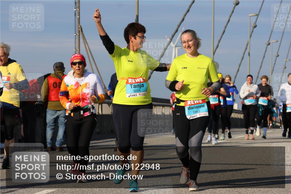 03.10.2025 - Köhlbrandbrückenlauf Strokosch-Dieckow http://msf.ph/oto/9122948 03.10.2025 10:01:05 Position 2 08, 3254, 1963 meine-sportfotos.de