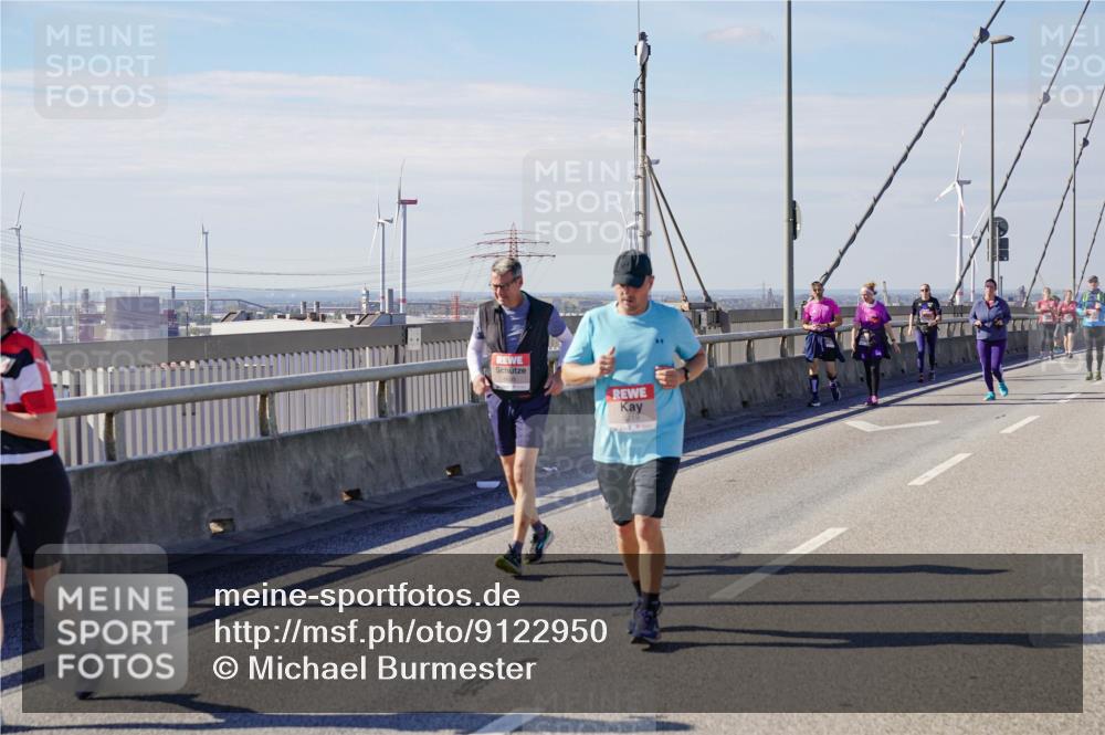 03.10.2025 - Köhlbrandbrückenlauf Michael Burmester http://msf.ph/oto/9122950 03.10.2025 13:05:21 Position 2  meine-sportfotos.de
