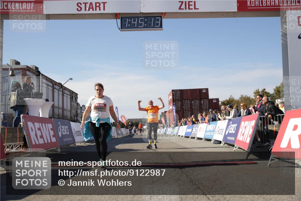 03.10.2025 - Köhlbrandbrückenlauf Jannik Wohlers http://msf.ph/oto/9122987 03.10.2025 13:45:13 Ziel 5015, 6264 meine-sportfotos.de