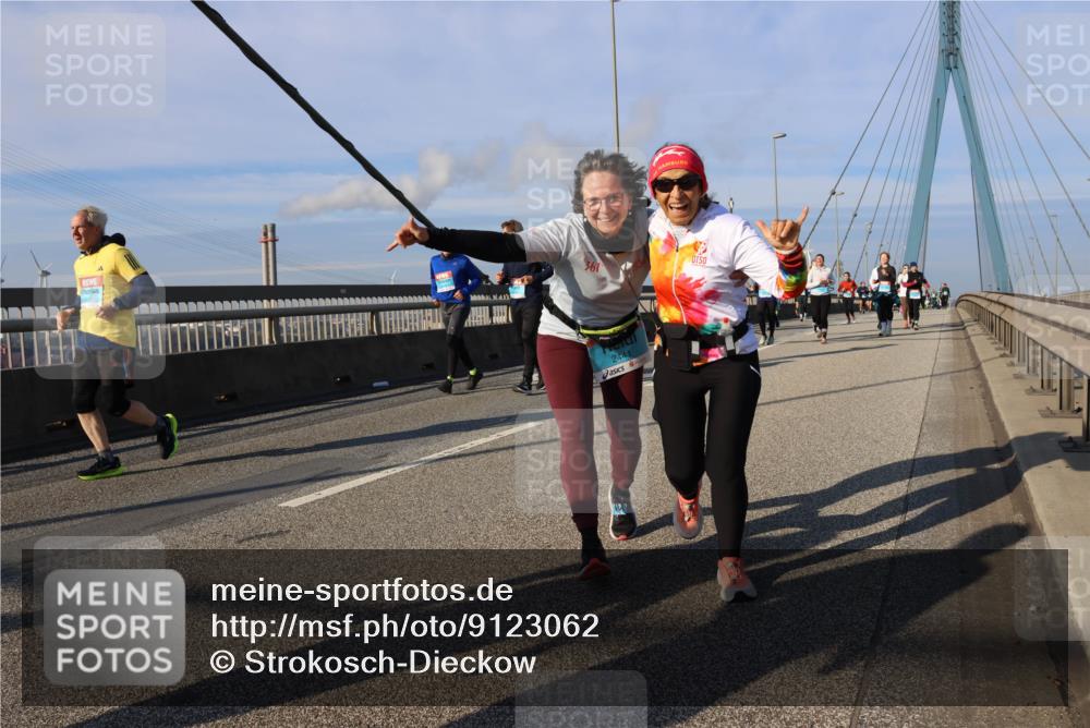 03.10.2025 - Köhlbrandbrückenlauf Strokosch-Dieckow http://msf.ph/oto/9123062 03.10.2025 10:01:11 Position 2 2441 meine-sportfotos.de