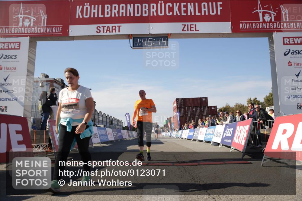 03.10.2025 - Köhlbrandbrückenlauf Jannik Wohlers http://msf.ph/oto/9123071 03.10.2025 13:45:14 Ziel 5015, 6264 meine-sportfotos.de