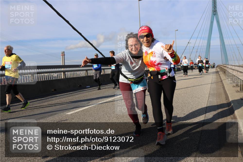 03.10.2025 - Köhlbrandbrückenlauf Strokosch-Dieckow http://msf.ph/oto/9123072 03.10.2025 10:01:11 Position 2  meine-sportfotos.de