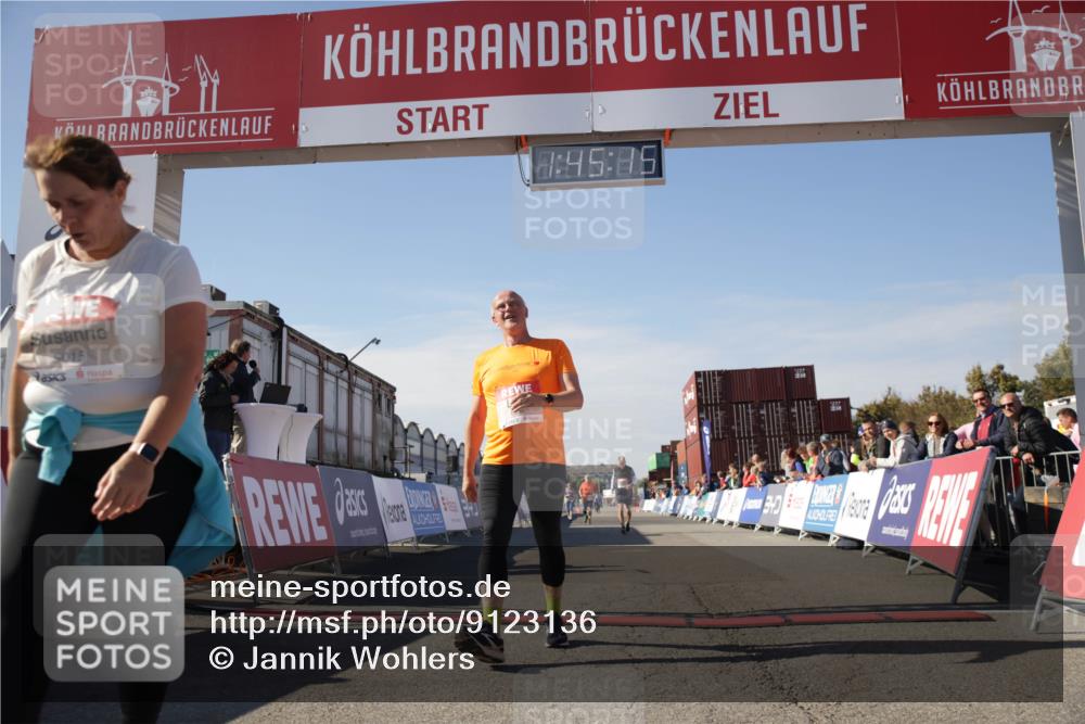 03.10.2025 - Köhlbrandbrückenlauf Jannik Wohlers http://msf.ph/oto/9123136 03.10.2025 13:45:15 Ziel 5015, 6264, 6695 meine-sportfotos.de