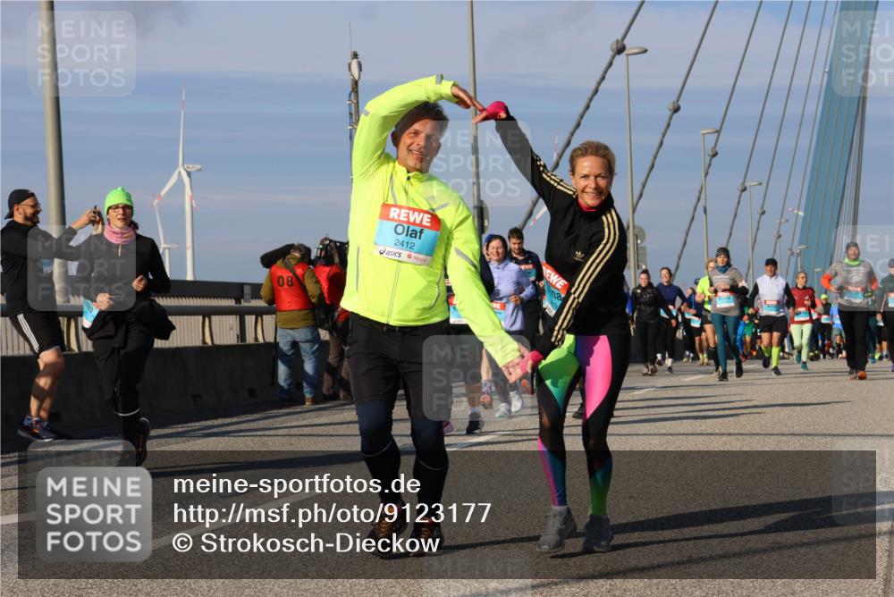 03.10.2025 - Köhlbrandbrückenlauf Strokosch-Dieckow http://msf.ph/oto/9123177 03.10.2025 10:01:25 Position 2 08, 2412 meine-sportfotos.de
