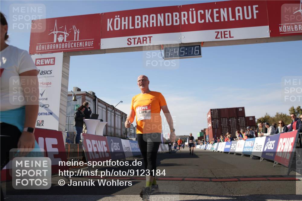 03.10.2025 - Köhlbrandbrückenlauf Jannik Wohlers http://msf.ph/oto/9123184 03.10.2025 13:45:16 Ziel 5015, 6264, 6695 meine-sportfotos.de