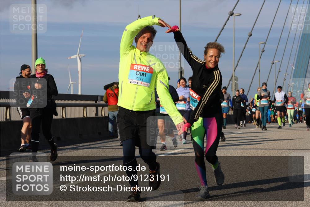 03.10.2025 - Köhlbrandbrückenlauf Strokosch-Dieckow http://msf.ph/oto/9123191 03.10.2025 10:01:25 Position 2 08, 2412, 419 meine-sportfotos.de