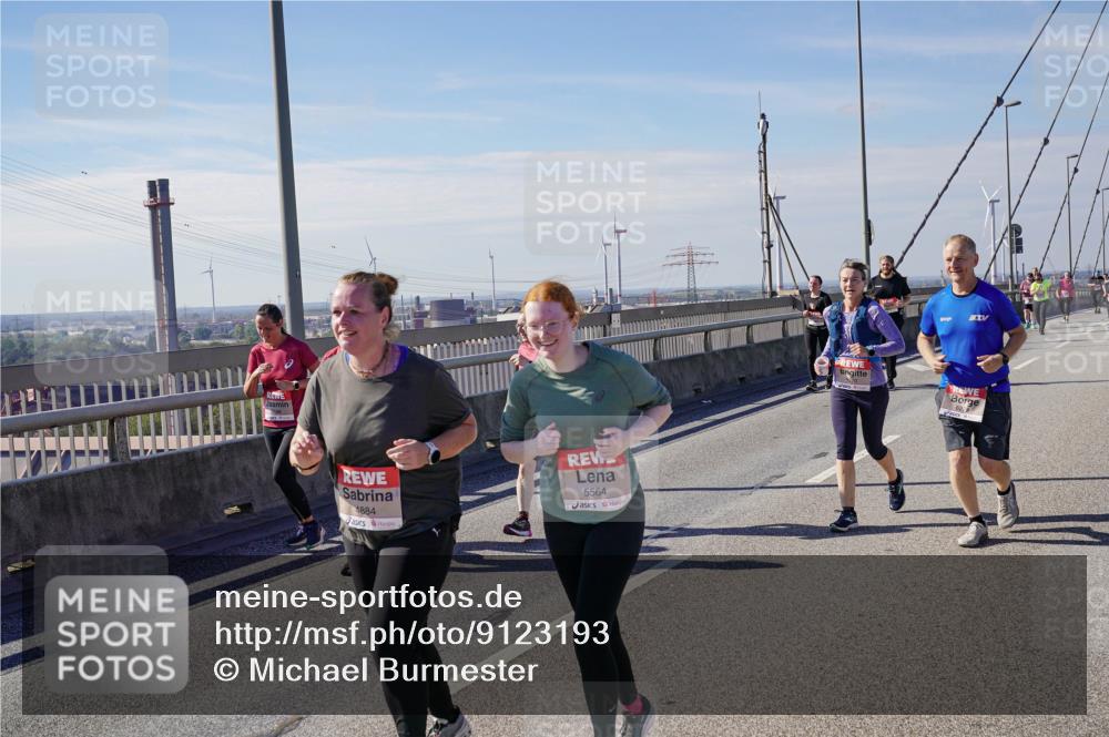 03.10.2025 - Köhlbrandbrückenlauf Michael Burmester http://msf.ph/oto/9123193 03.10.2025 13:05:42 Position 2 4884, 5564 meine-sportfotos.de