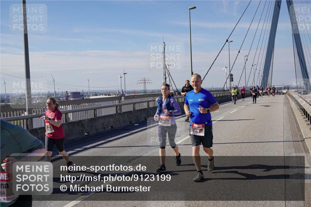 03.10.2025 - Köhlbrandbrückenlauf Michael Burmester http://msf.ph/oto/9123199 03.10.2025 13:05:42 Position 2 64 meine-sportfotos.de