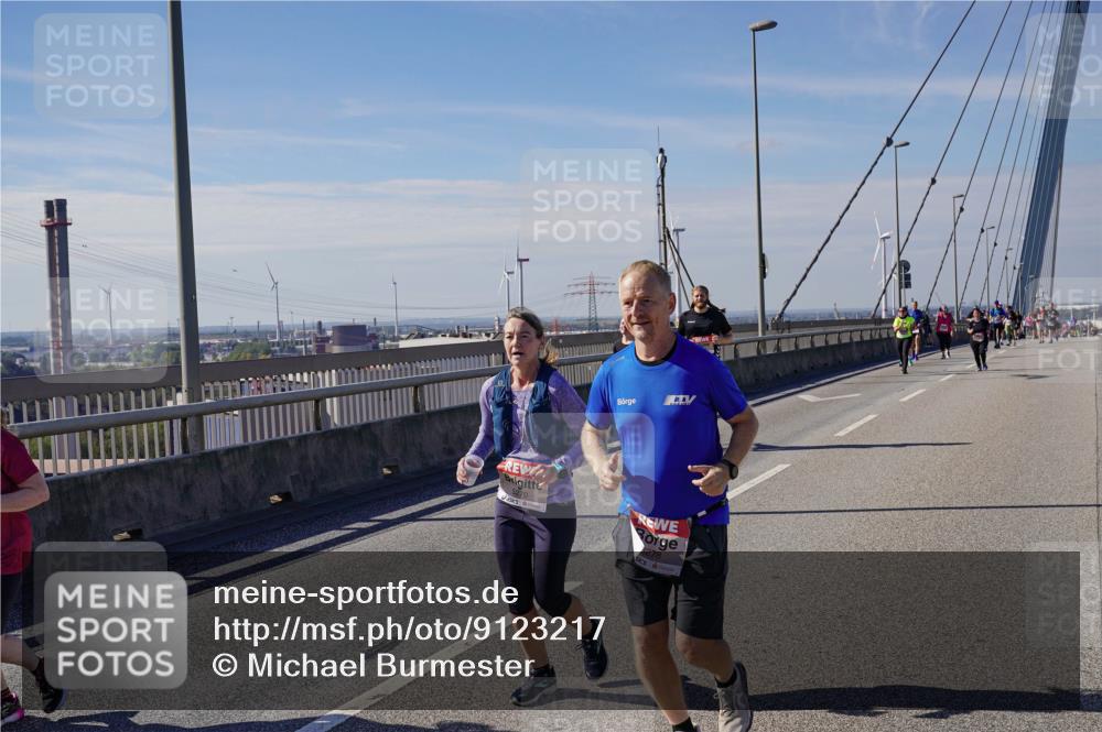 03.10.2025 - Köhlbrandbrückenlauf Michael Burmester http://msf.ph/oto/9123217 03.10.2025 13:05:43 Position 2 278 meine-sportfotos.de