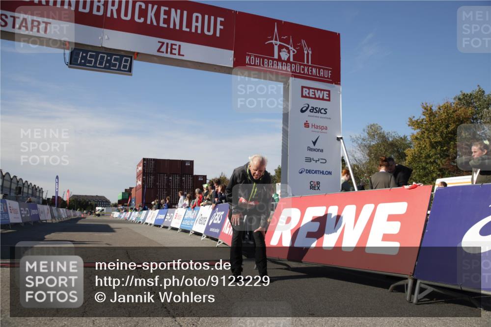 03.10.2025 - Köhlbrandbrückenlauf Jannik Wohlers http://msf.ph/oto/9123229 03.10.2025 13:50:58 Ziel 4851, 5472, 5595, 5992 meine-sportfotos.de