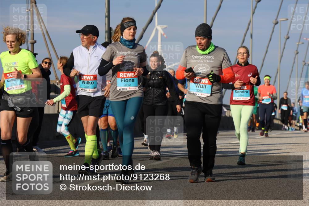03.10.2025 - Köhlbrandbrückenlauf Strokosch-Dieckow http://msf.ph/oto/9123268 03.10.2025 10:01:32 Position 2 3292, 3293, 2212, 2365, 2086 meine-sportfotos.de
