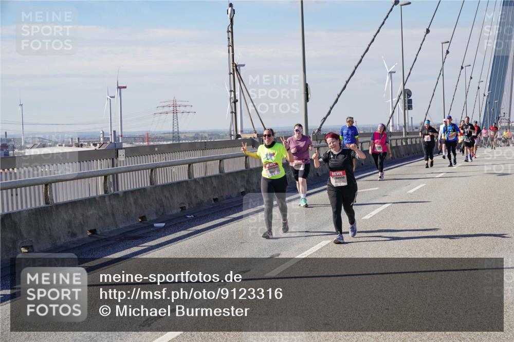 03.10.2025 - Köhlbrandbrückenlauf Michael Burmester http://msf.ph/oto/9123316 03.10.2025 13:05:52 Position 2 5335 meine-sportfotos.de