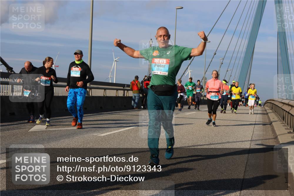 03.10.2025 - Köhlbrandbrückenlauf Strokosch-Dieckow http://msf.ph/oto/9123343 03.10.2025 10:01:42 Position 2 2463, 2272, 1040 meine-sportfotos.de