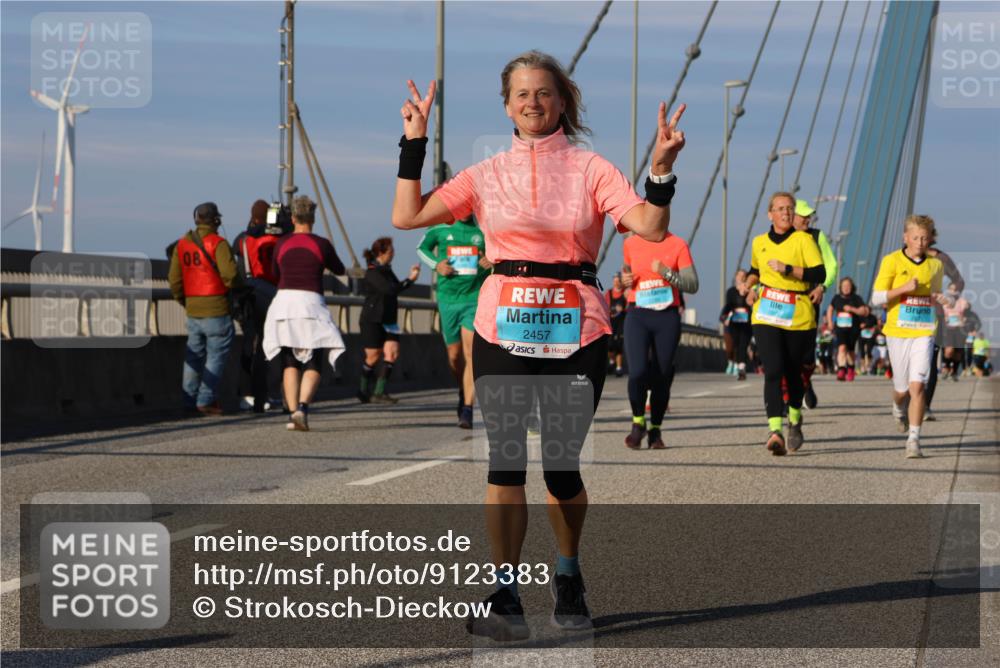 03.10.2025 - Köhlbrandbrückenlauf Strokosch-Dieckow http://msf.ph/oto/9123383 03.10.2025 10:01:44 Position 2 08, 2457 meine-sportfotos.de