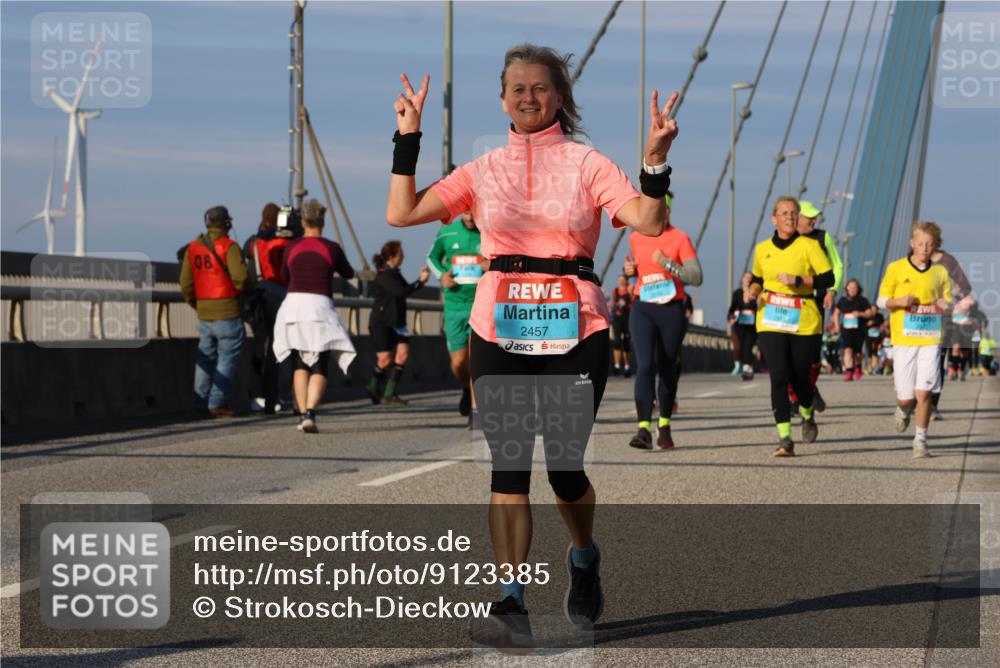 03.10.2025 - Köhlbrandbrückenlauf Strokosch-Dieckow http://msf.ph/oto/9123385 03.10.2025 10:01:44 Position 2 08, 2457 meine-sportfotos.de