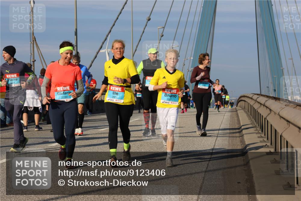 03.10.2025 - Köhlbrandbrückenlauf Strokosch-Dieckow http://msf.ph/oto/9123406 03.10.2025 10:01:48 Position 2 3657, 2299, 2874, 2871, 2316 meine-sportfotos.de