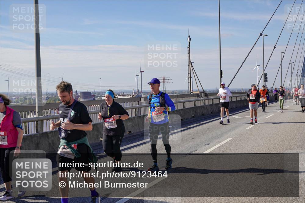 03.10.2025 - Köhlbrandbrückenlauf Michael Burmester http://msf.ph/oto/9123464 03.10.2025 13:06:05 Position 2 39, 5360 meine-sportfotos.de