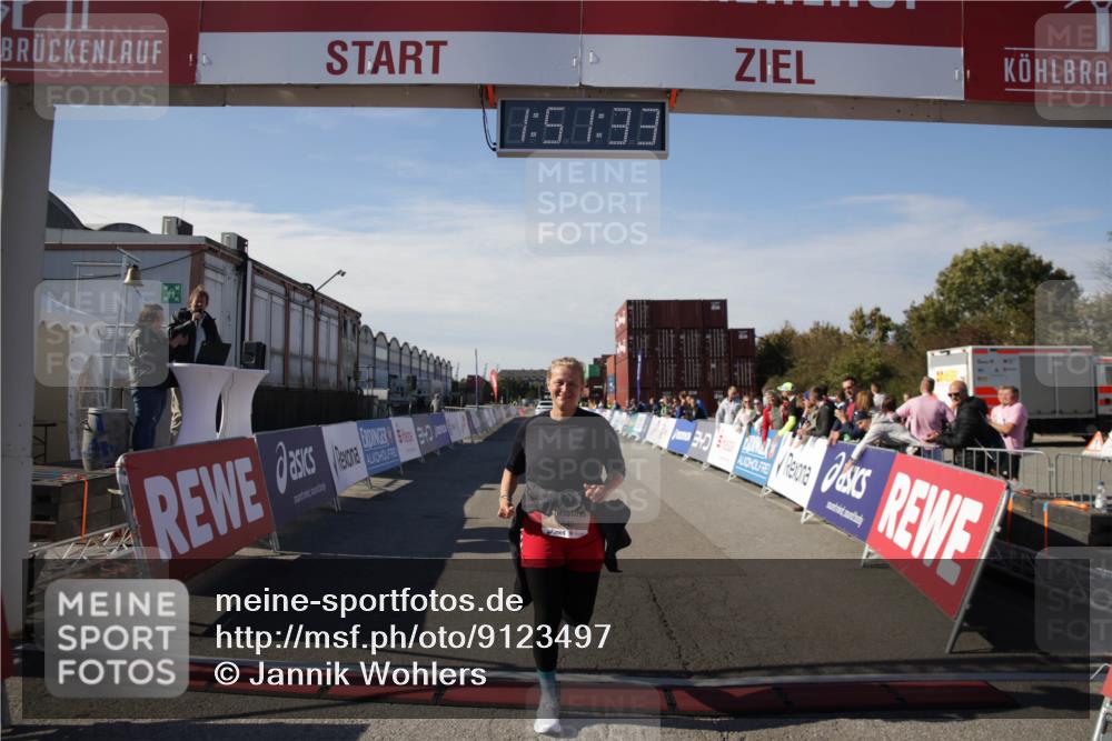 03.10.2025 - Köhlbrandbrückenlauf Jannik Wohlers http://msf.ph/oto/9123497 03.10.2025 13:51:34 Ziel 5540 meine-sportfotos.de