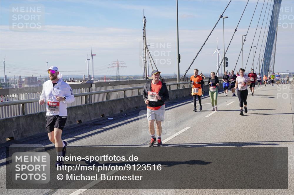 03.10.2025 - Köhlbrandbrückenlauf Michael Burmester http://msf.ph/oto/9123516 03.10.2025 13:06:09 Position 2 5193, 5043 meine-sportfotos.de