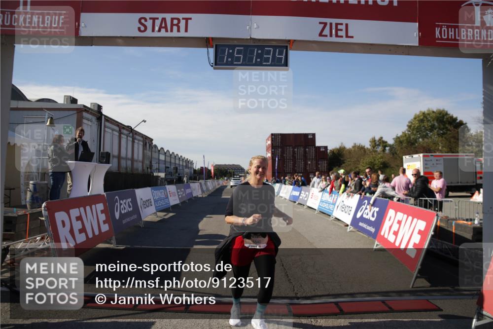 03.10.2025 - Köhlbrandbrückenlauf Jannik Wohlers http://msf.ph/oto/9123517 03.10.2025 13:51:34 Ziel 5540 meine-sportfotos.de