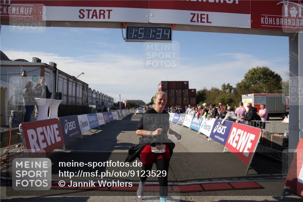 03.10.2025 - Köhlbrandbrückenlauf Jannik Wohlers http://msf.ph/oto/9123529 03.10.2025 13:51:34 Ziel 5540 meine-sportfotos.de