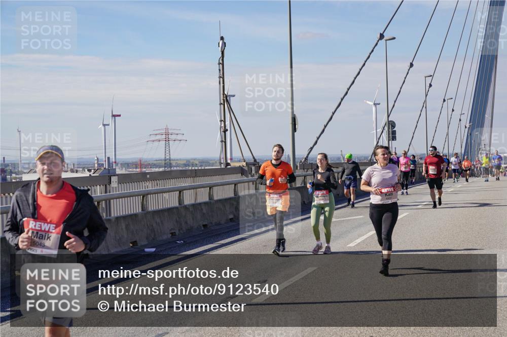 03.10.2025 - Köhlbrandbrückenlauf Michael Burmester http://msf.ph/oto/9123540 03.10.2025 13:06:11 Position 2 5043 meine-sportfotos.de