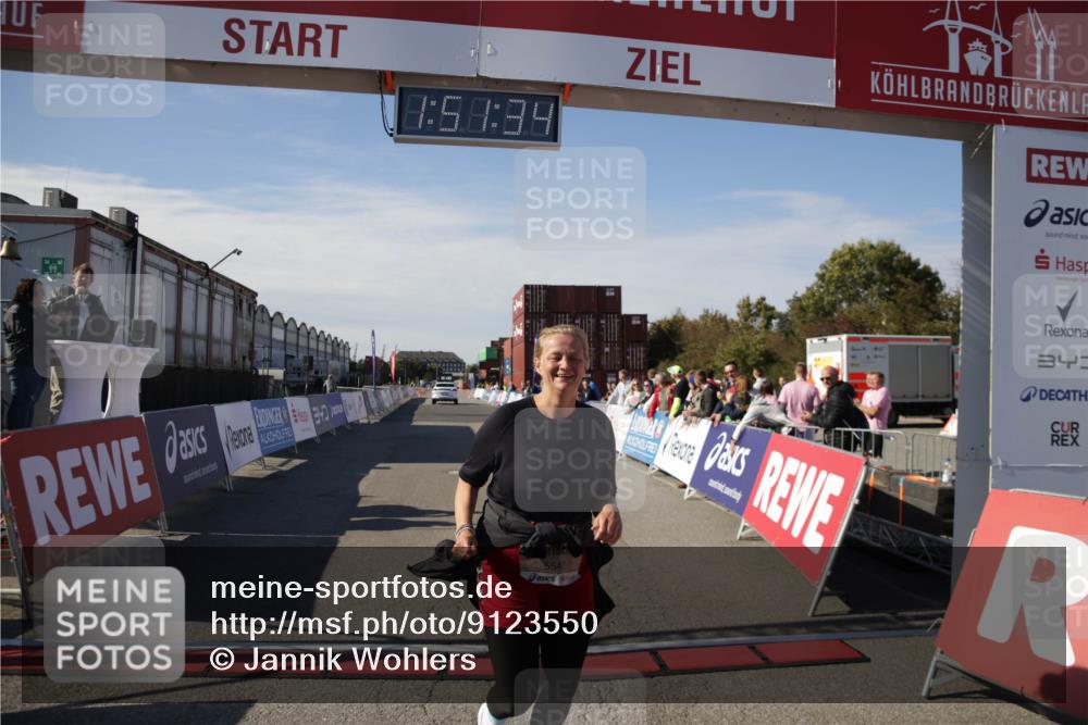 03.10.2025 - Köhlbrandbrückenlauf Jannik Wohlers http://msf.ph/oto/9123550 03.10.2025 13:51:35 Ziel 5540 meine-sportfotos.de