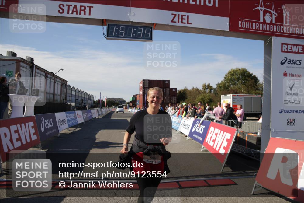 03.10.2025 - Köhlbrandbrückenlauf Jannik Wohlers http://msf.ph/oto/9123554 03.10.2025 13:51:35 Ziel 5540 meine-sportfotos.de