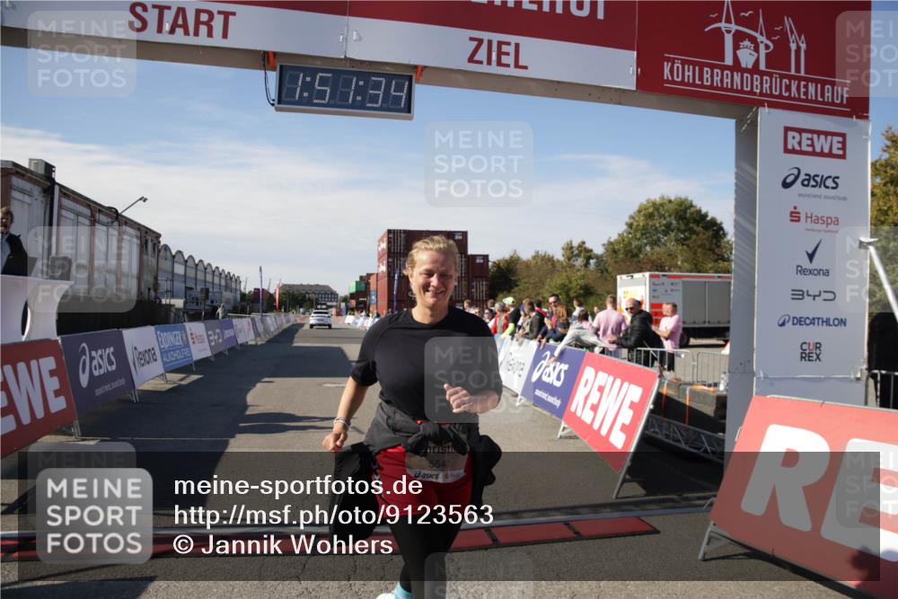 03.10.2025 - Köhlbrandbrückenlauf Jannik Wohlers http://msf.ph/oto/9123563 03.10.2025 13:51:35 Ziel 5540 meine-sportfotos.de