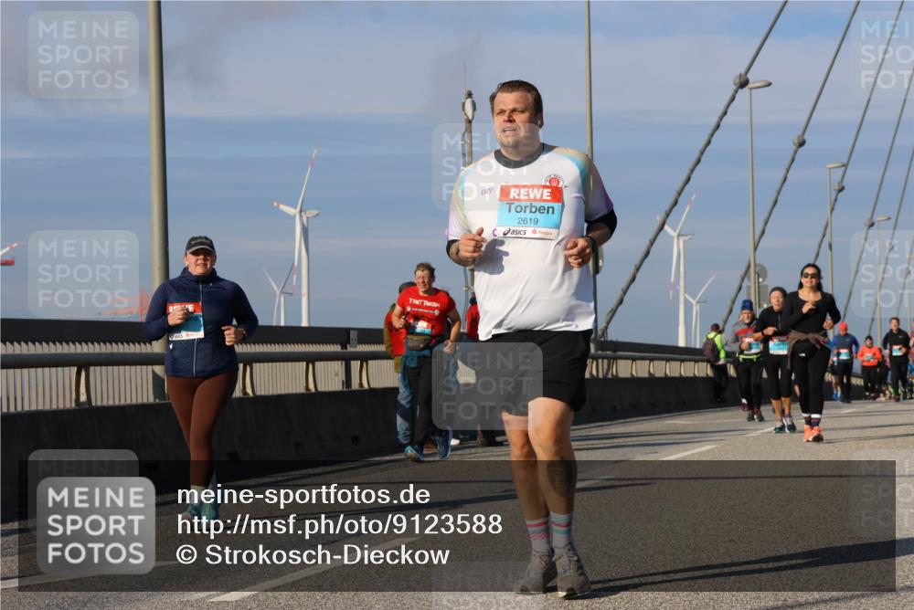 03.10.2025 - Köhlbrandbrückenlauf Strokosch-Dieckow http://msf.ph/oto/9123588 03.10.2025 10:02:05 Position 2 2619 meine-sportfotos.de