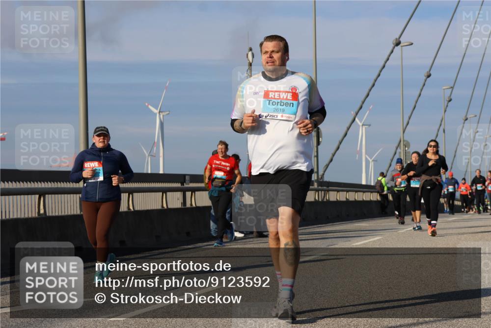 03.10.2025 - Köhlbrandbrückenlauf Strokosch-Dieckow http://msf.ph/oto/9123592 03.10.2025 10:02:05 Position 2 911110, 2619 meine-sportfotos.de
