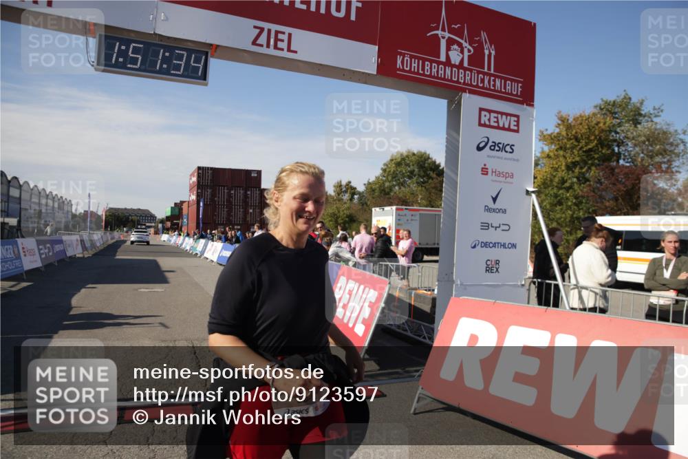03.10.2025 - Köhlbrandbrückenlauf Jannik Wohlers http://msf.ph/oto/9123597 03.10.2025 13:51:35 Ziel 5540 meine-sportfotos.de