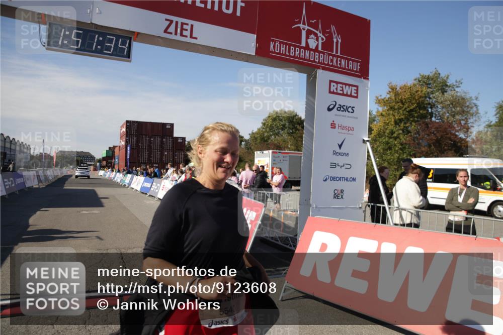 03.10.2025 - Köhlbrandbrückenlauf Jannik Wohlers http://msf.ph/oto/9123608 03.10.2025 13:51:35 Ziel 5540 meine-sportfotos.de