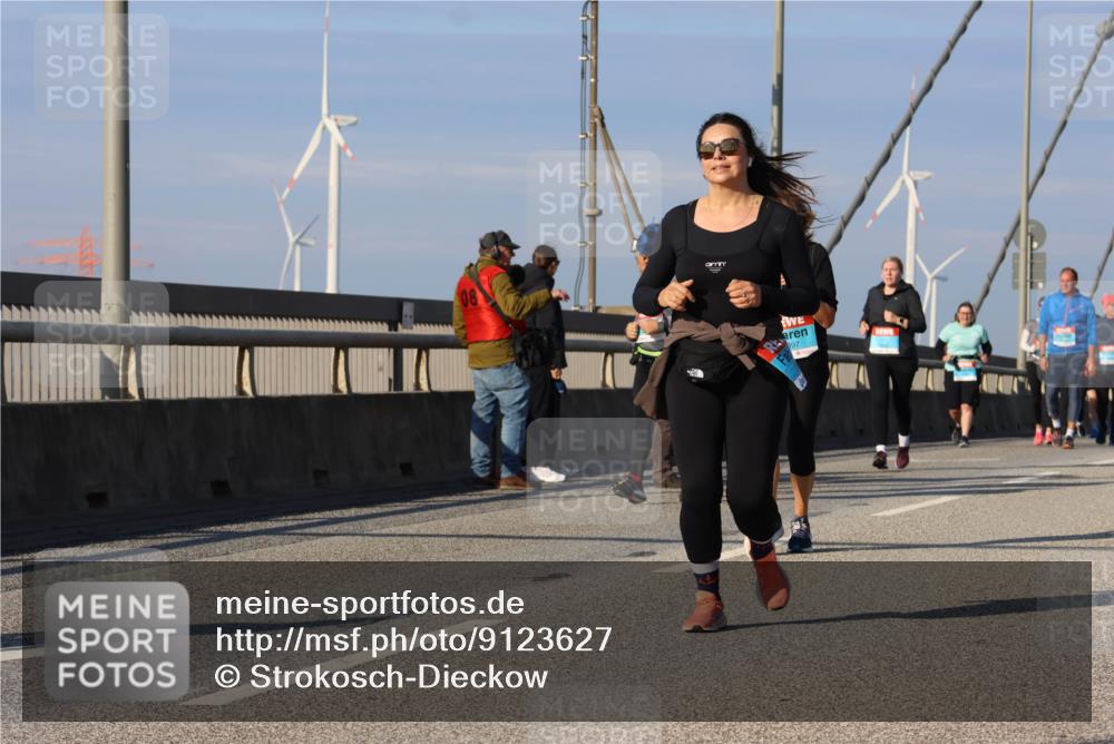 03.10.2025 - Köhlbrandbrückenlauf Strokosch-Dieckow http://msf.ph/oto/9123627 03.10.2025 10:02:10 Position 2 897 meine-sportfotos.de