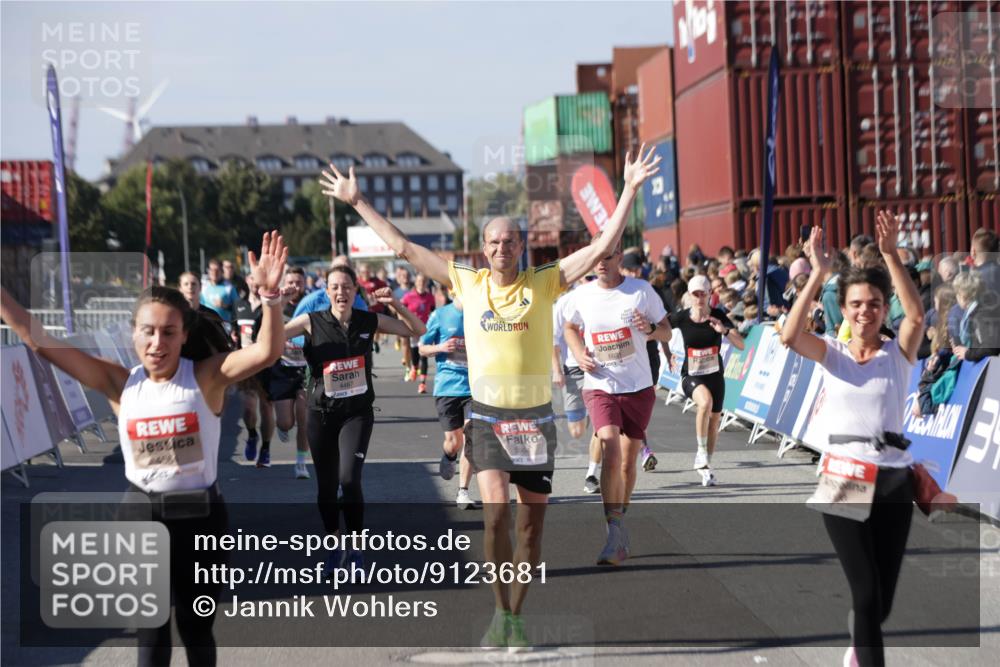 03.10.2025 - Köhlbrandbrückenlauf Jannik Wohlers http://msf.ph/oto/9123681 03.10.2025 13:05:45 Ziel 4066, 4133, 4278, 4290, 4296, 4332, 4335, 4336, 4413, 4467, 4564, 4599, 4643, 5676, 5964, 6281, 6631, 6642, 6786, 6787 meine-sportfotos.de