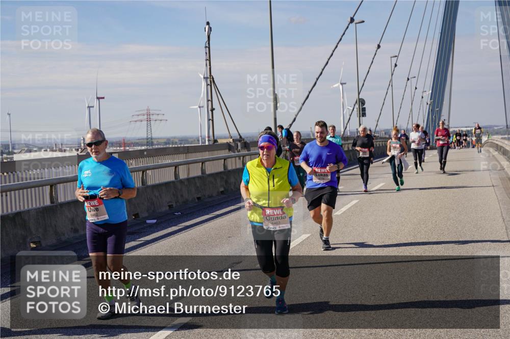 03.10.2025 - Köhlbrandbrückenlauf Michael Burmester http://msf.ph/oto/9123765 03.10.2025 13:06:36 Position 2 6462, 6463 meine-sportfotos.de