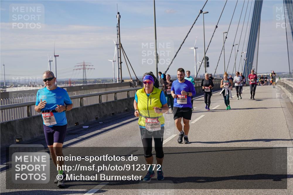03.10.2025 - Köhlbrandbrückenlauf Michael Burmester http://msf.ph/oto/9123772 03.10.2025 13:06:36 Position 2 6462, 6463 meine-sportfotos.de