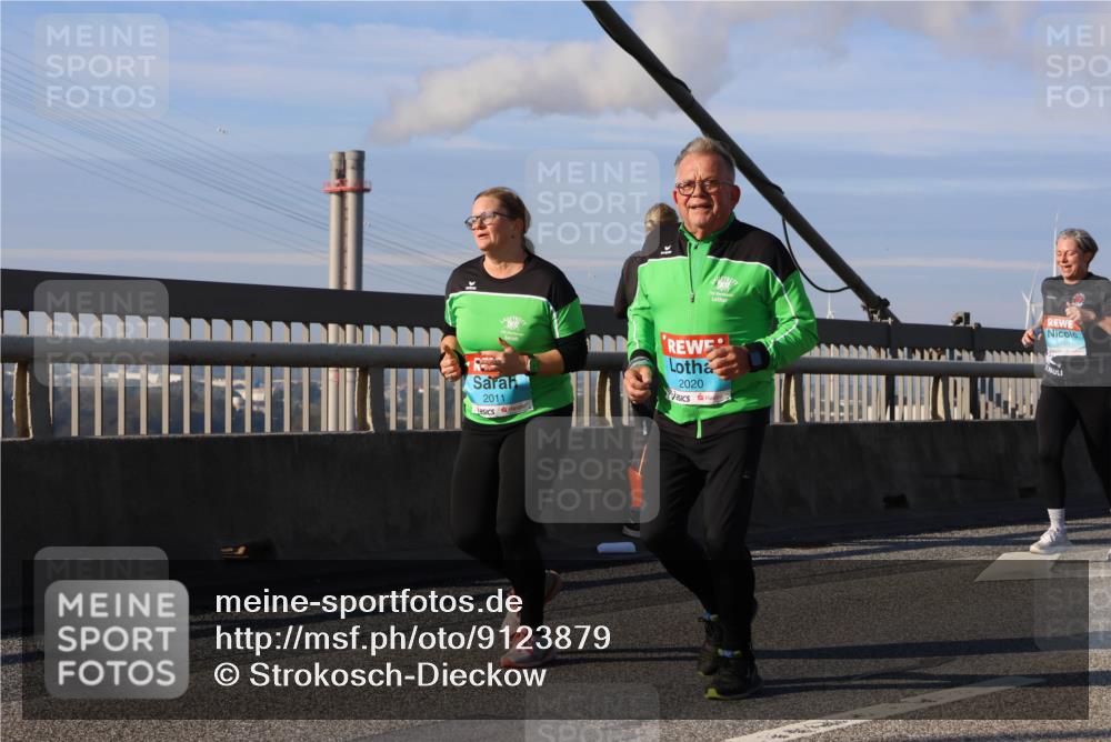 03.10.2025 - Köhlbrandbrückenlauf Strokosch-Dieckow http://msf.ph/oto/9123879 03.10.2025 10:02:55 Position 2 1749, 2011, 2020 meine-sportfotos.de