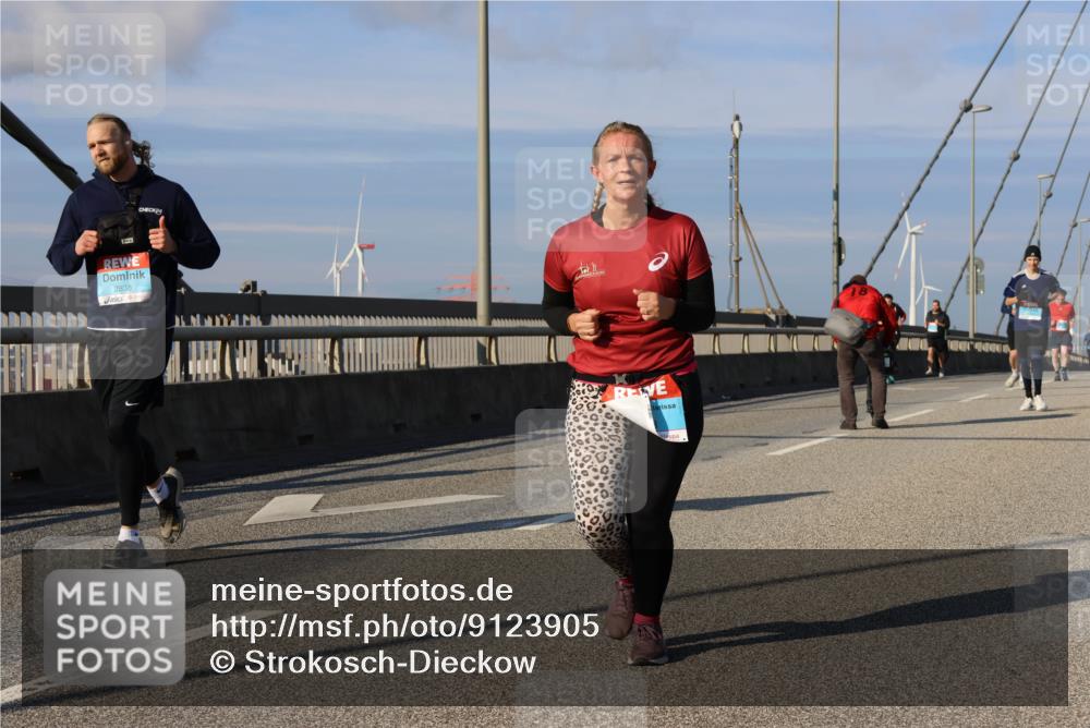 03.10.2025 - Köhlbrandbrückenlauf Strokosch-Dieckow http://msf.ph/oto/9123905 03.10.2025 10:03:00 Position 2 2838 meine-sportfotos.de