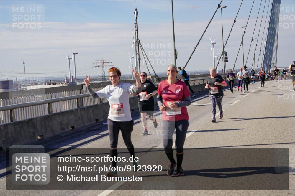 03.10.2025 - Köhlbrandbrückenlauf Michael Burmester http://msf.ph/oto/9123920 03.10.2025 13:06:46 Position 2  meine-sportfotos.de