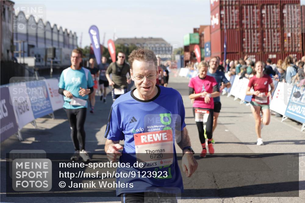 03.10.2025 - Köhlbrandbrückenlauf Jannik Wohlers http://msf.ph/oto/9123923 03.10.2025 13:05:56 Ziel 4066, 4133, 4290, 4302, 4327, 4328, 4335, 4336, 4413, 4467, 4599, 4643, 4761, 4954, 5096, 5764, 5964, 6158, 6214, 6305, 6533, 6631, 6642, 6720 meine-sportfotos.de