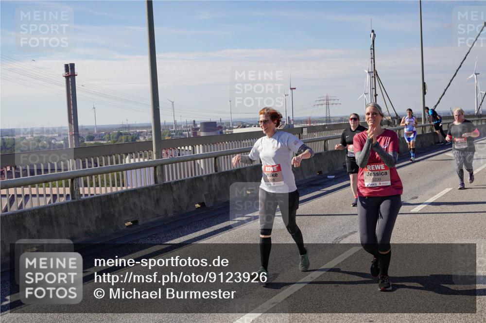 03.10.2025 - Köhlbrandbrückenlauf Michael Burmester http://msf.ph/oto/9123926 03.10.2025 13:06:47 Position 2 228, 5230 meine-sportfotos.de